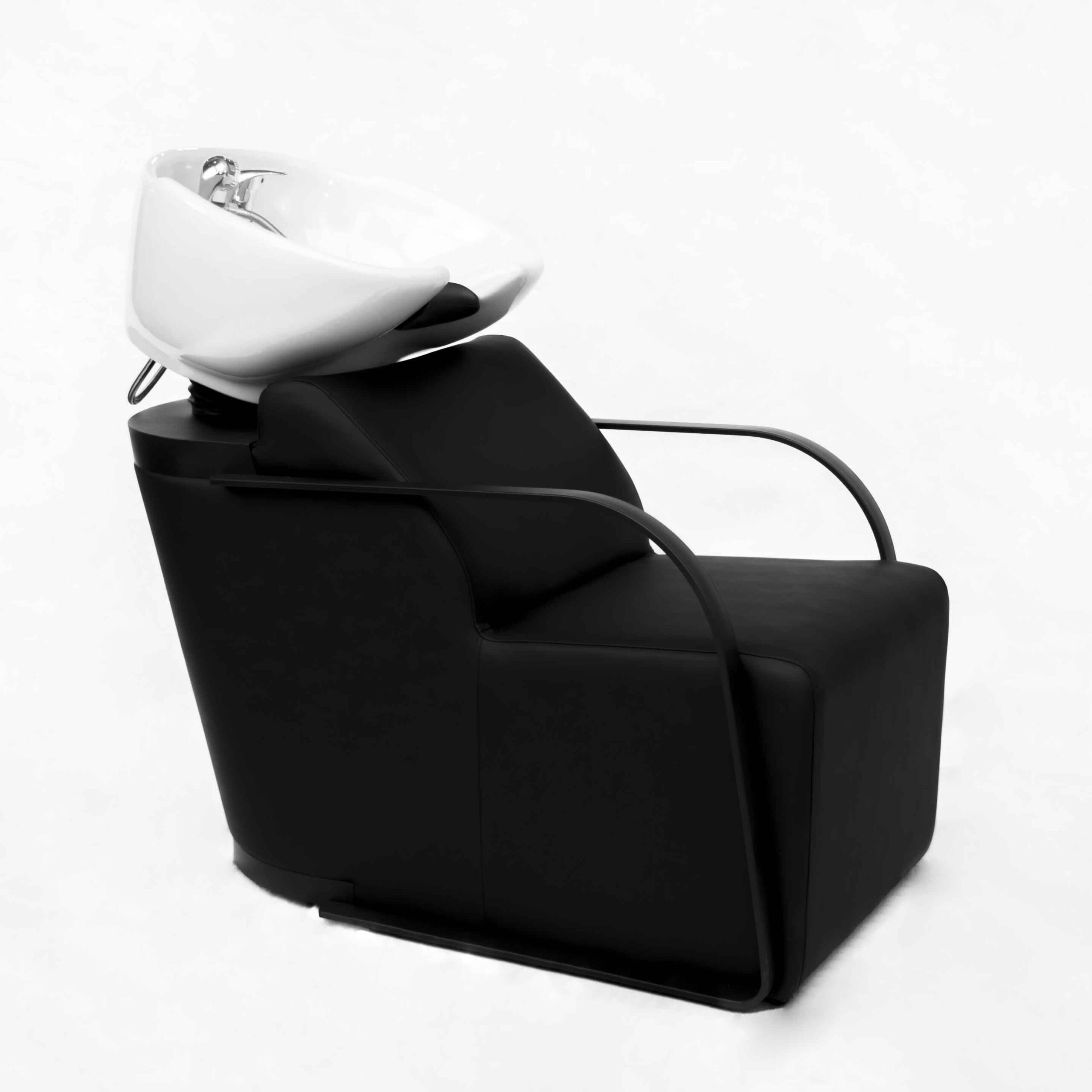 HAIR WASHING CHAIR WITH WHITE BASIN - 18D76